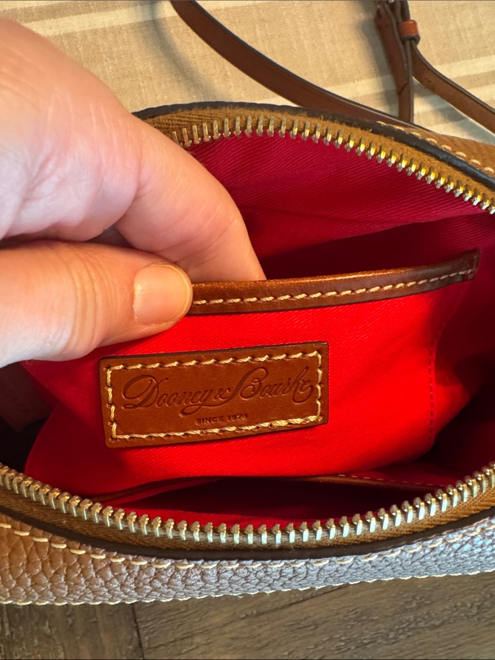 Dooney and Bourke Pebbled Leather Camera Bag Crossbody Tan - Picture 7 of 12